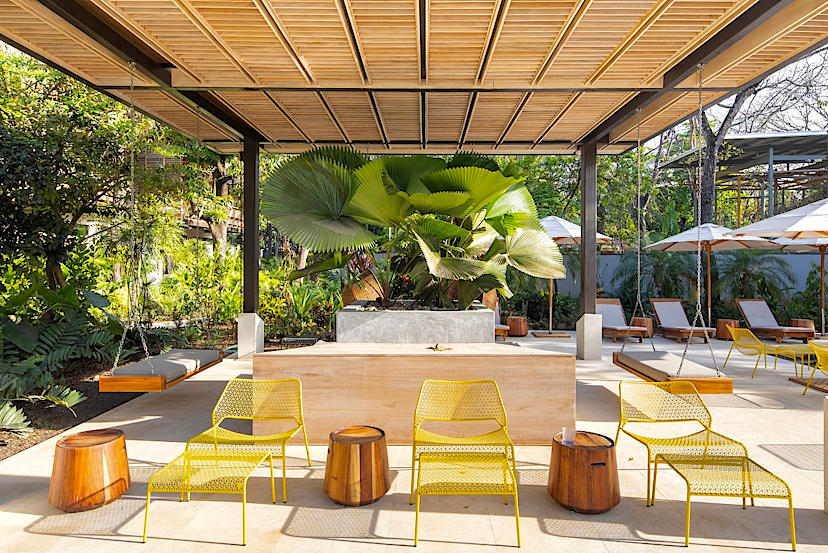 Terrace Lounge