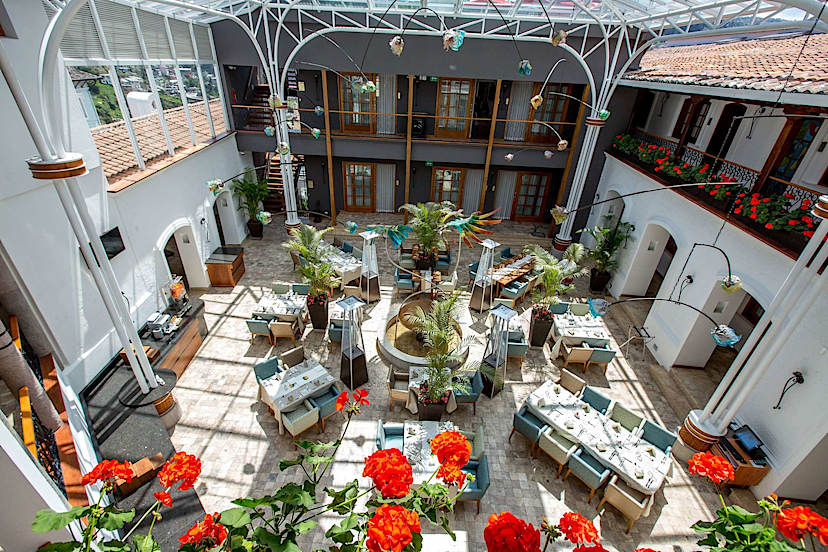 Dining Plaza