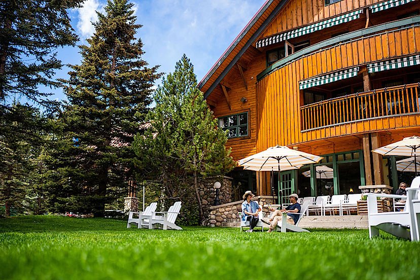 Outdoor Lounge