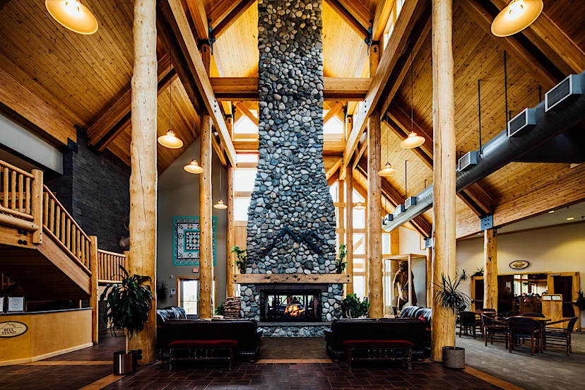 Fireplace Lounge