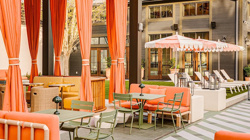 Alfresco Dining