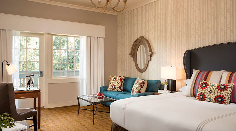 Riverview Deluxe King Room