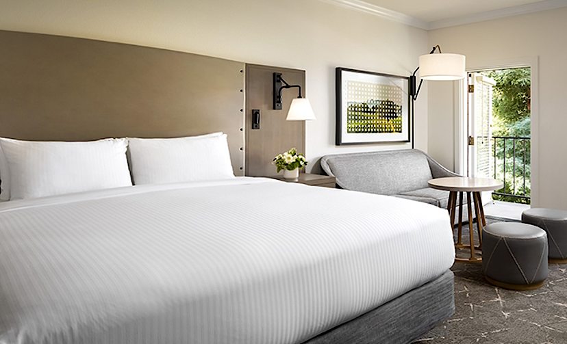 Deluxe King Room