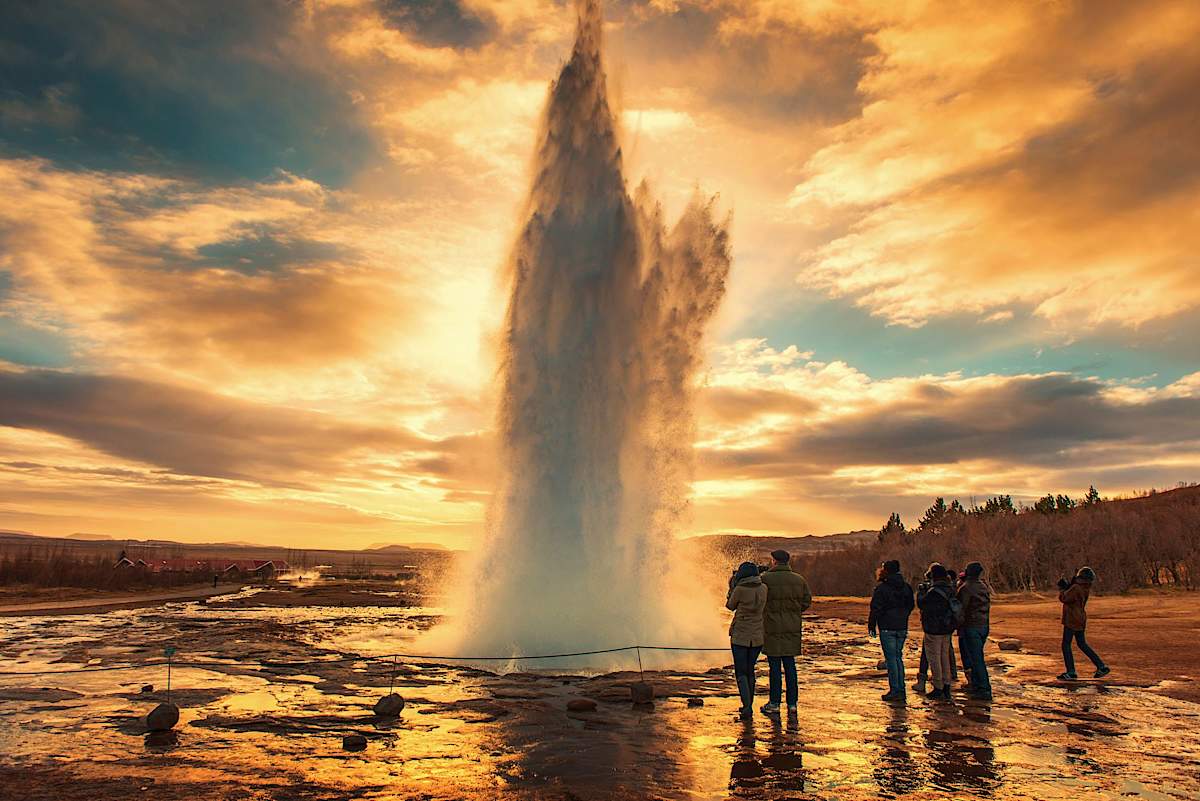 Explore Iceland with private guides and a tailor-made itinerary.