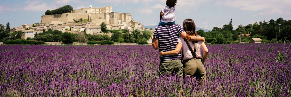 DISCOVER ANCESTRAL TRAVEL