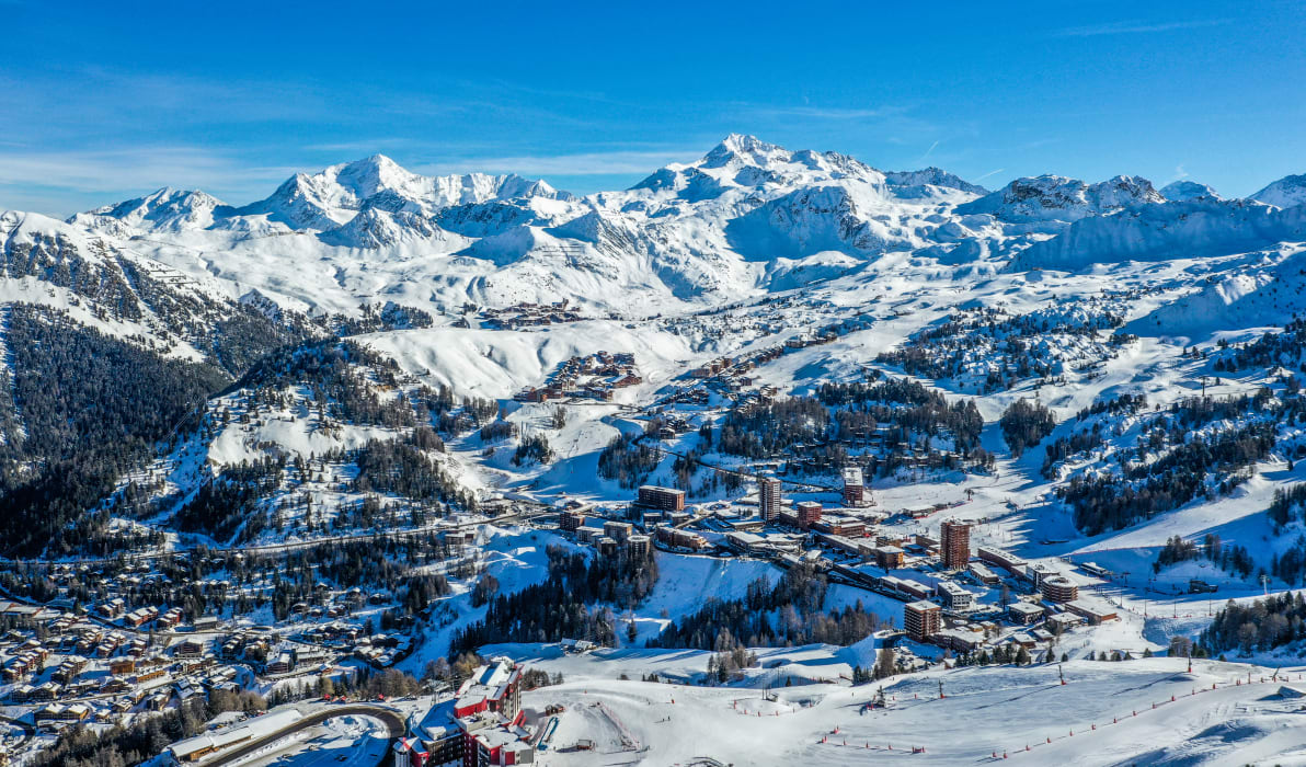 The Best Off-Piste Skiing in the French Alps • Ultimate France