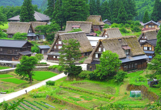 Ainokuro Farmhouses
