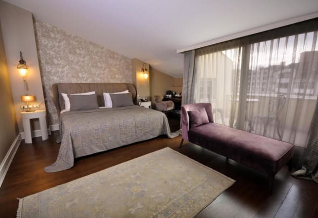 Executive Room
