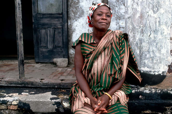 Ghana: Traditional Kente Cloth (border detail) by Alantobey
