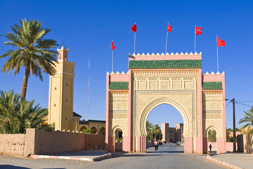 A Dazzling Drive, Fes