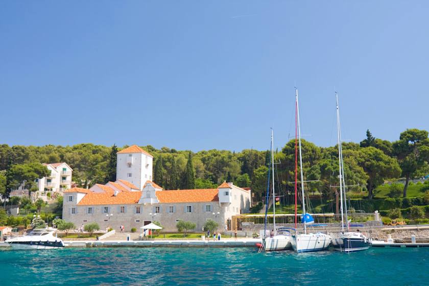 Explore with an Expert, Solta Island