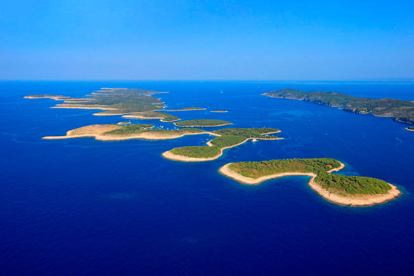 Venture into the Outdoors, Hvar