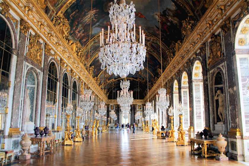 A Journey Back in Time, Paris
