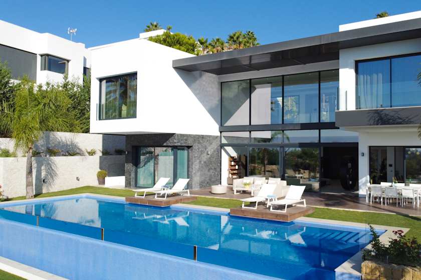 A Bit of Time on Your Own, Marbella