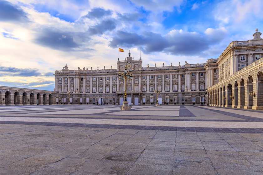 Explore with an Expert, Madrid