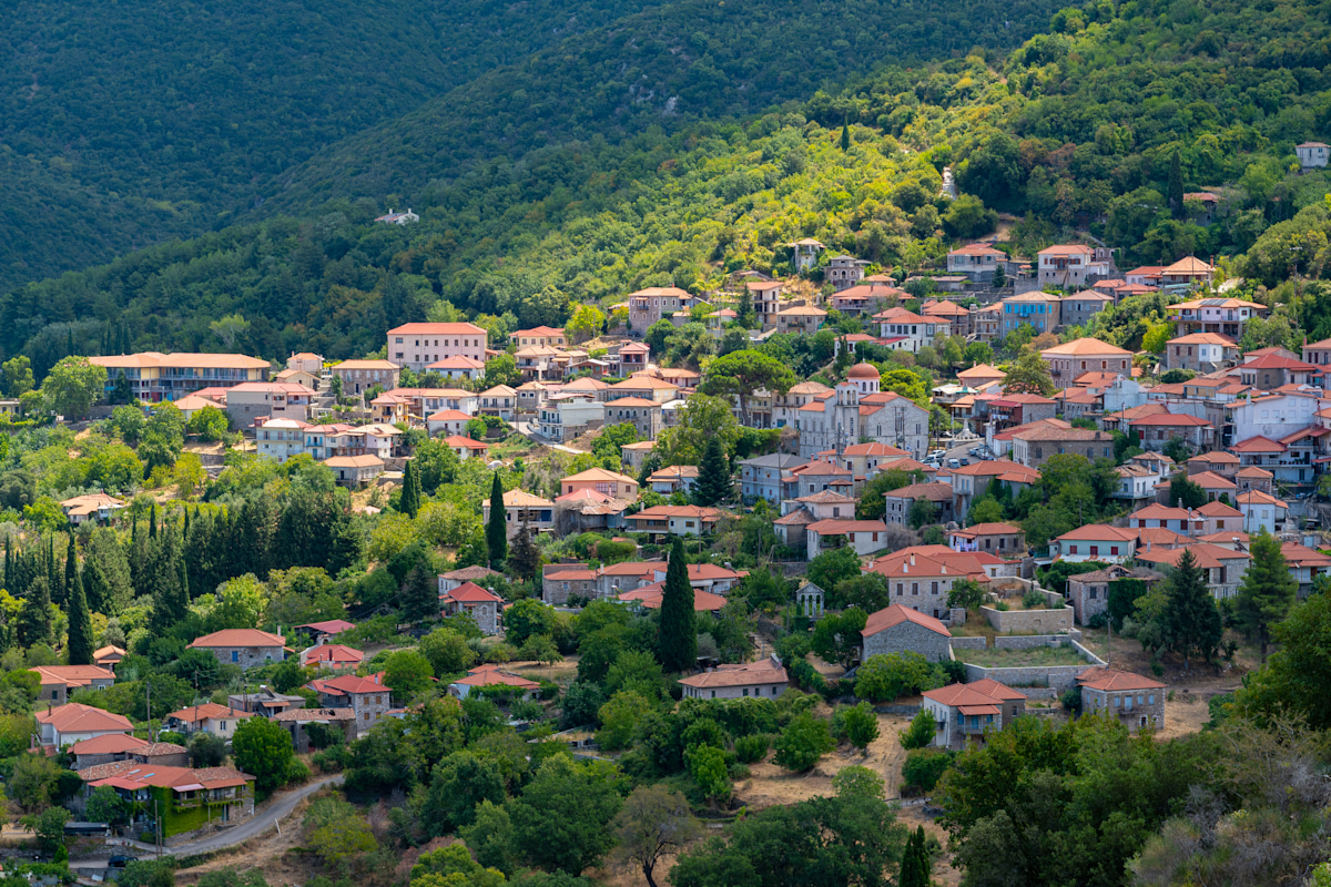 Peloponnese Uncovered: Mycenae to the Sea