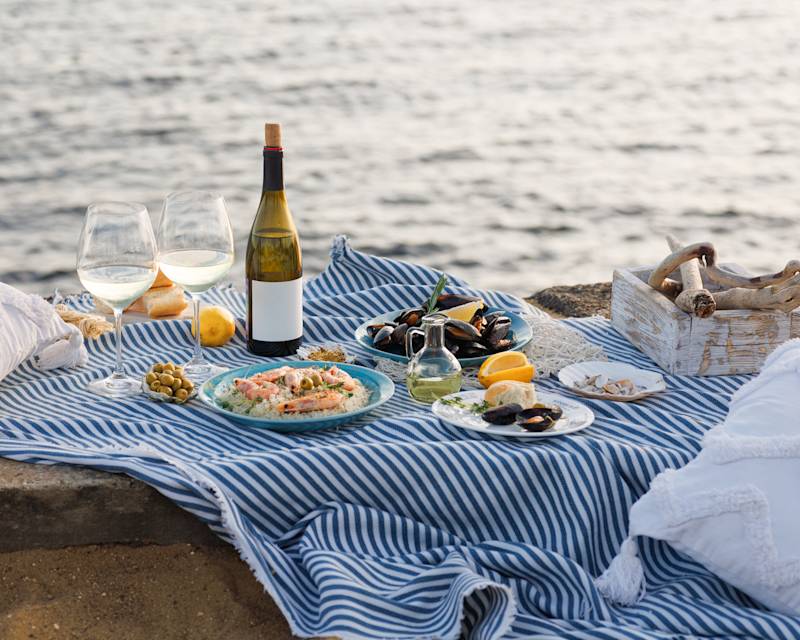 Epicurean Isles: A Greek Culinary Escape 