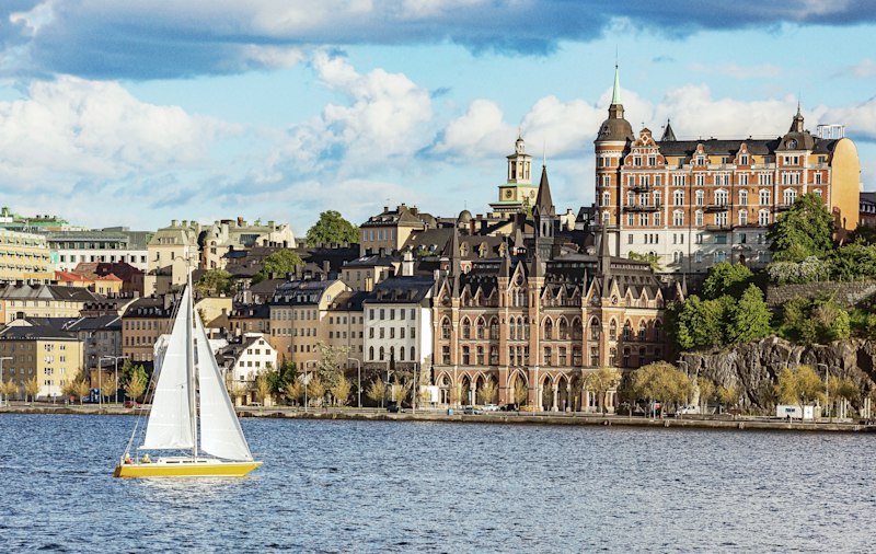 Scandinavian Highlights: Castles, Culture & Cuisine