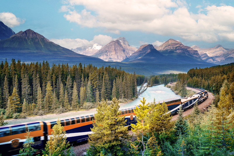Rockies by Luxury Rail: Banff to Vancouver